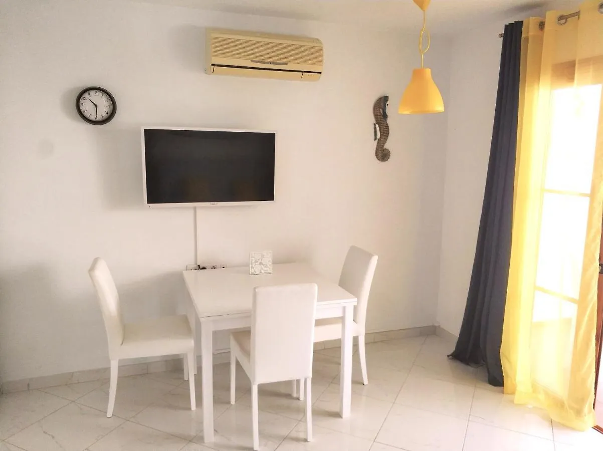 Lägenhet Port Royal Lounge Terrace, One Bedroom Apartment, Heated Pool, Wifi Los Cristianos  Spanien